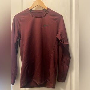 Nike men’s therma-fit crew - size men’s medium